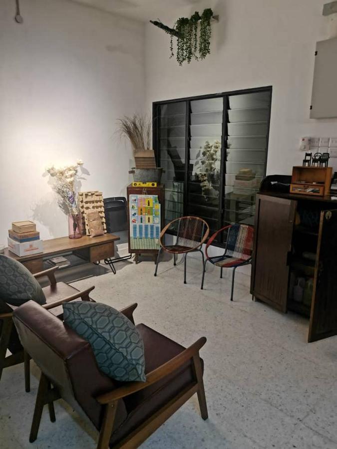 Geniehome No10 Classic 5br6b Free Wifi At Ss2 Pj * Petaling Jaya
