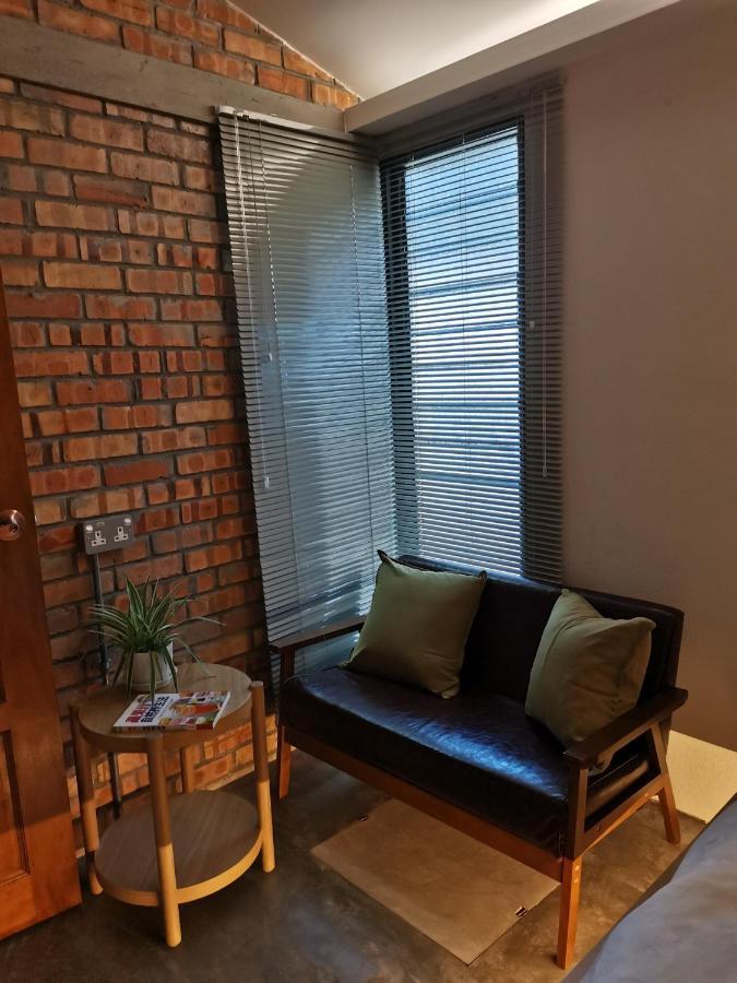 Geniehome No10 Classic 5br6b Free Wifi At Ss2 Pj *