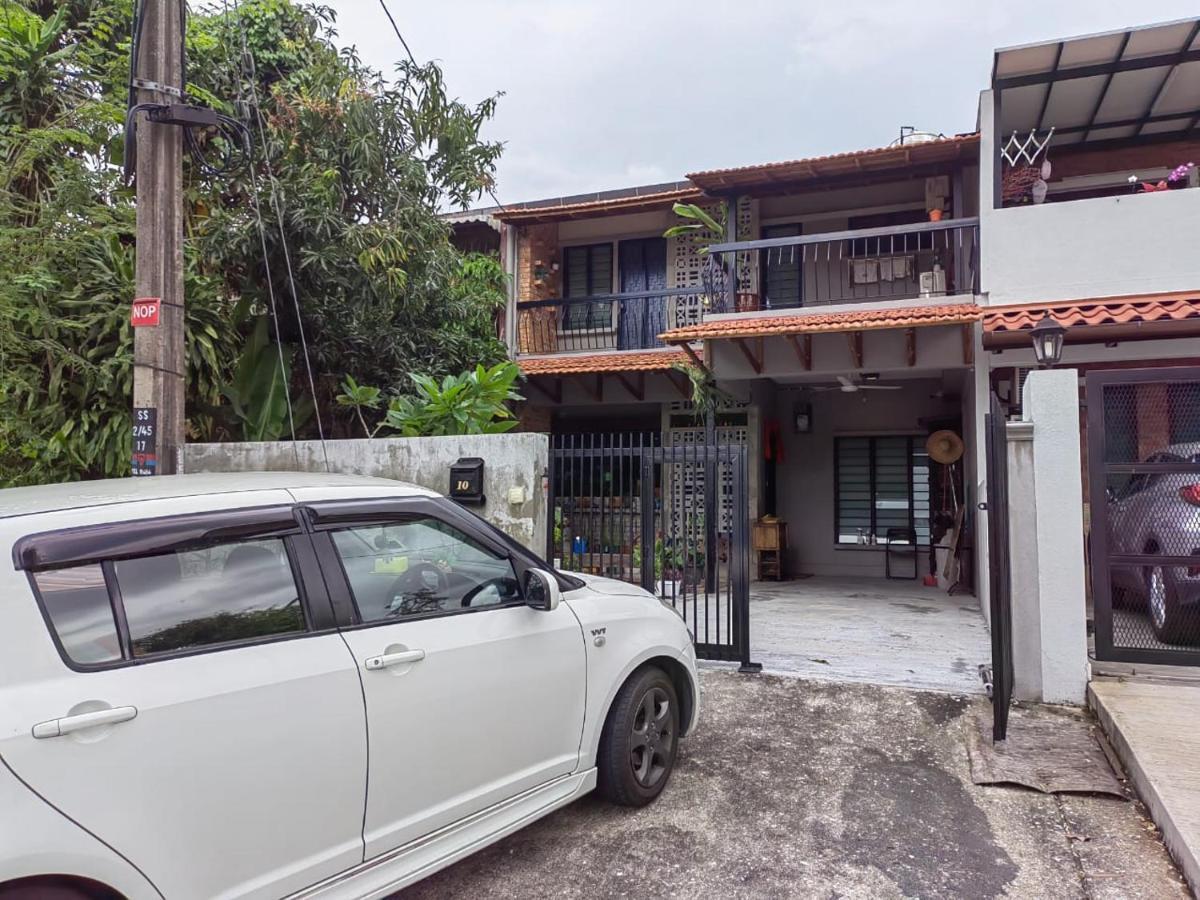 Geniehome No10 Classic 5br6b Free Wifi At Ss2 Pj Holiday home *