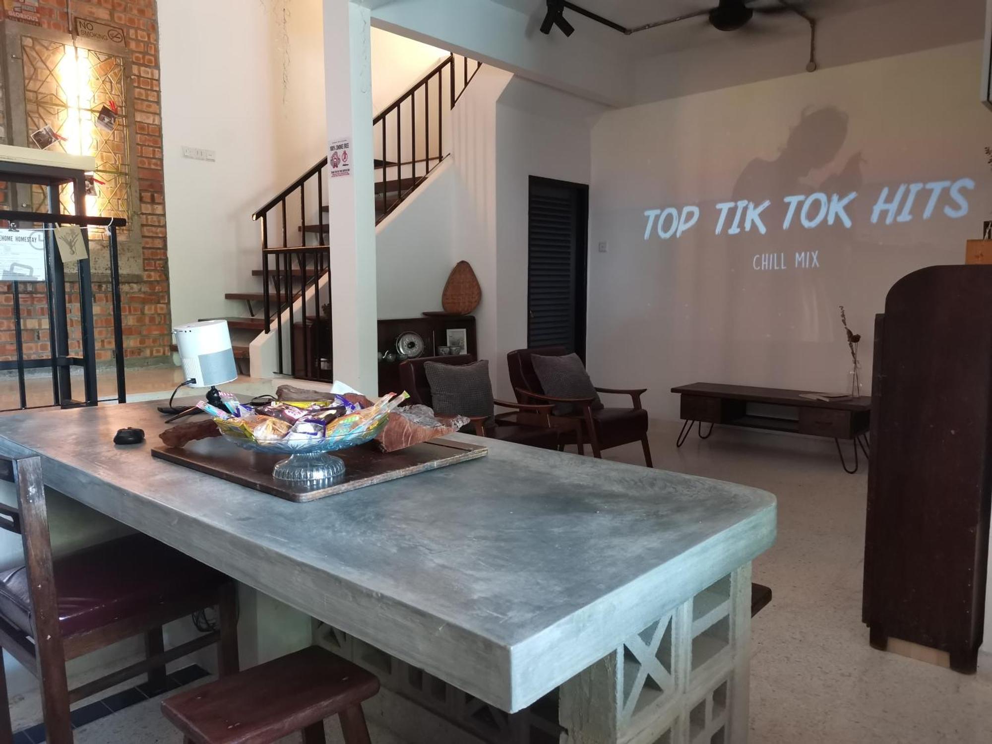 Holiday home Geniehome No10 Classic 5br6b Free Wifi At Ss2 Pj Petaling Jaya